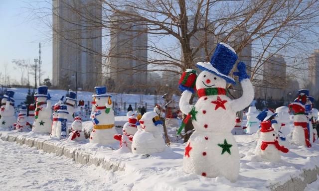 哈尔滨有很多雪人的地方在哪儿啊